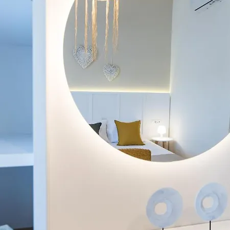 Apartment Mirage *