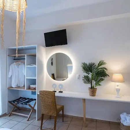 Apartment Mirage *