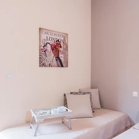 Apartment Mirage *
